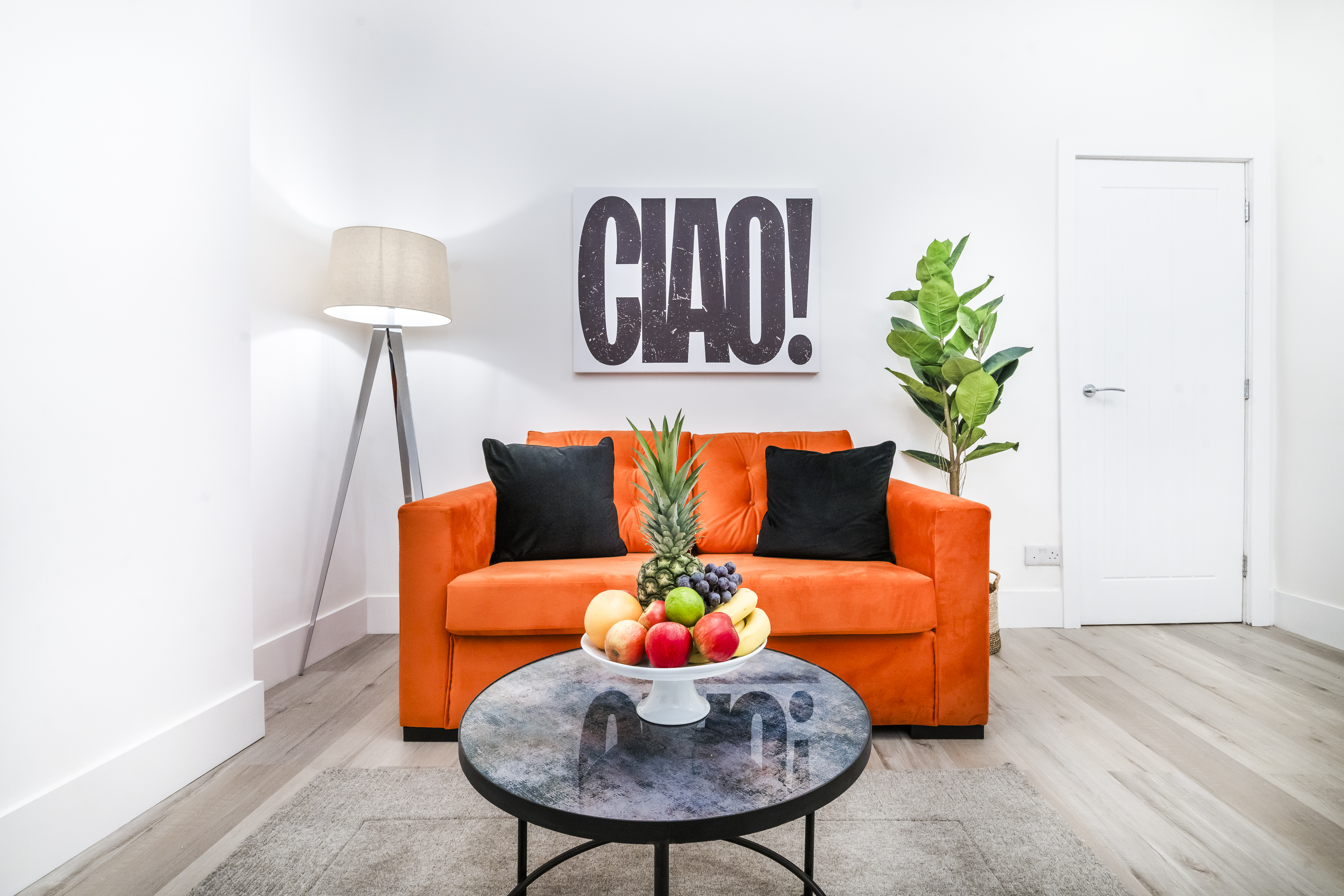 The Weaver entrance - serviced accommodation Newcastle-under-Lyme